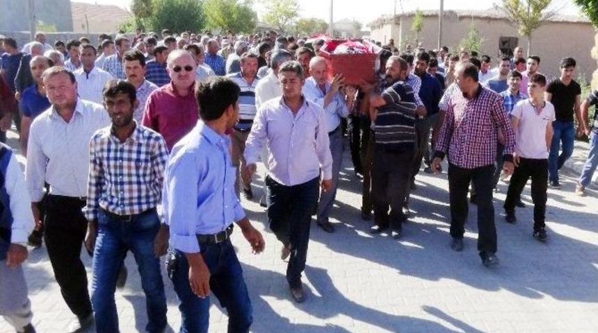 Aksaray&rsquo;daki Kazada &Ouml;len 3 Kişiden 2&rsquo;si Toprağa Verildi