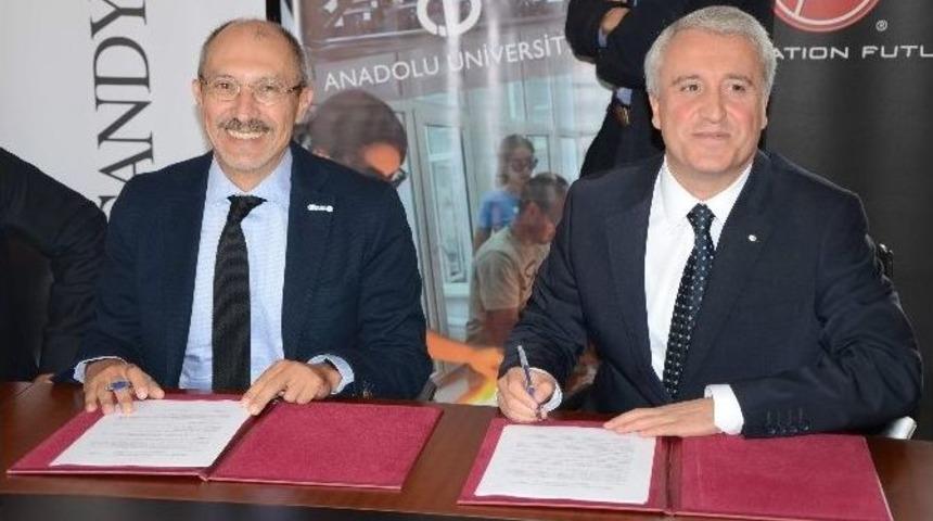 Anadolu &Uuml;niversitesi &Ccedil;er&ccedil;eve S&ouml;zleşmesini İmzaladı