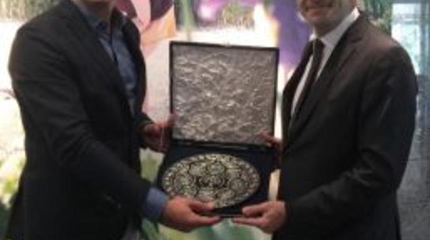 Büyükelçi Ünal’dan Expo 2016’ya Destek