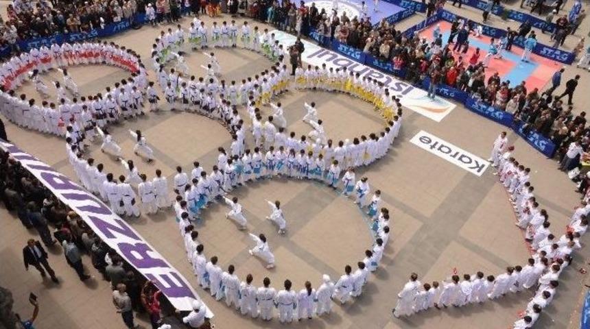 Karate Olimpiyat Yolunda