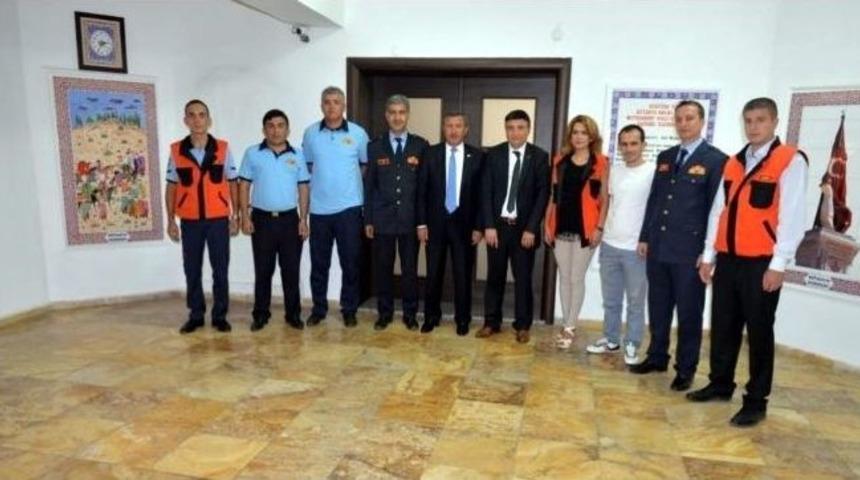 İtfaiye M&uuml;d&uuml;r&uuml; Nihat Helvacı: K&uuml;tahya&rsquo;da 14 Ara&ccedil; Ve 62 Personelle Hizmet Veriyoruz