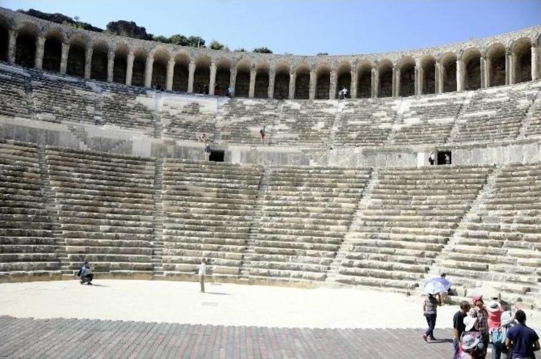 K&uuml;lt&uuml;r Ve Turizm Bakanı Yal&ccedil;ın Top&ccedil;u&rsquo;dan "aspendos&rsquo;ta Mutfak Mermeri" A&ccedil;ıklaması: