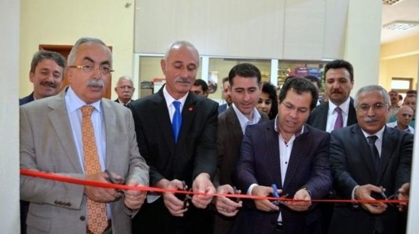 Tokat&rsquo;a &rsquo;z K&uuml;t&uuml;phane&rsquo;