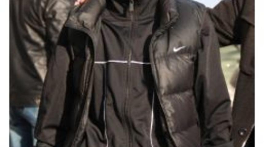 Bı&ccedil;akla Yaralamaya 4 Yıl 2 Ay Hapis