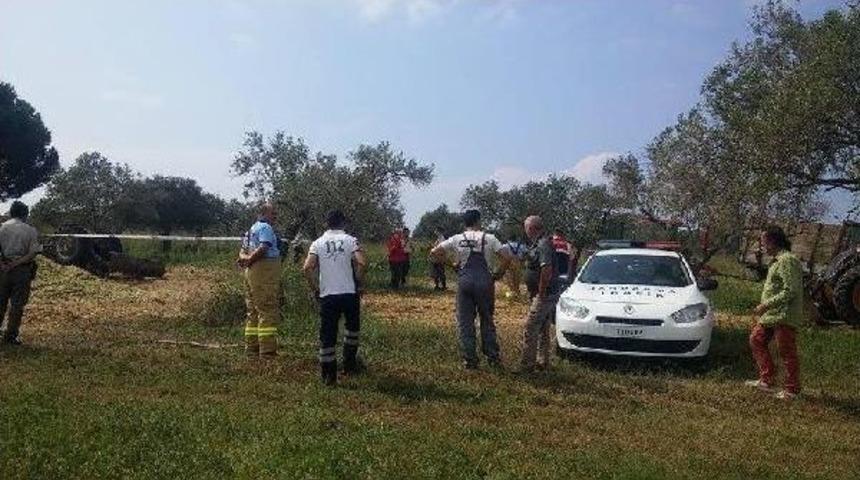 &Ccedil;iftlikteki Ilk Iş G&uuml;n&uuml;nde Devrilen Trakt&ouml;r&uuml;n Altında &Ouml;ld&uuml;
