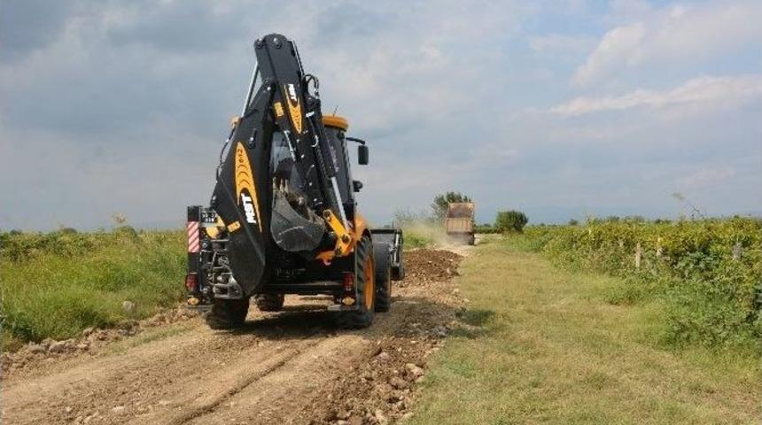 Şehzadeler&rsquo;in Ova Yollarında &Ccedil;alışmalar Devam Ediyor