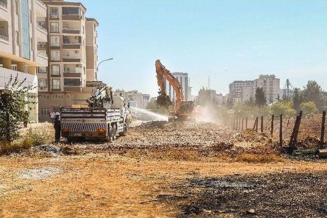 Şehitkamil’de Yol Çalışmaları Sürüyor