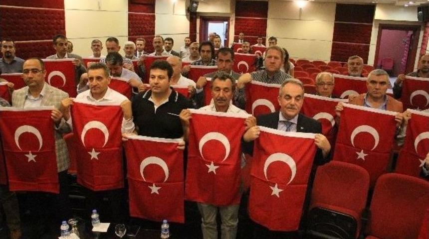 Kto Meclisi&rsquo;nden Ter&ouml;re Bayraklı Tepki