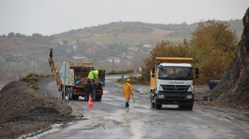 Tekirdağ&rsquo;da Yağmur Nedeniyle Yaşanan Toprak Kaymalarına Karşı &Ouml;nlem Alınıyor