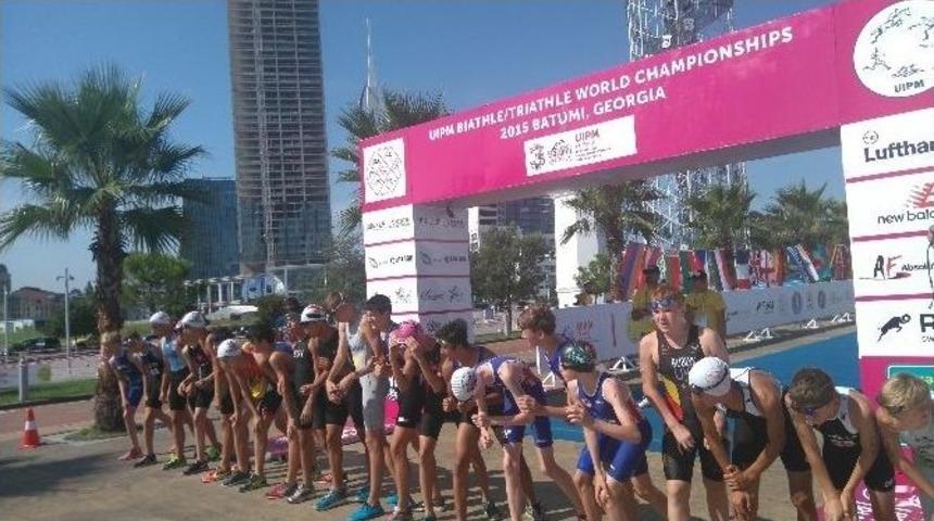 Kuşadalı Sporcular Batum&rsquo;dan Başarıyla D&ouml;nd&uuml;