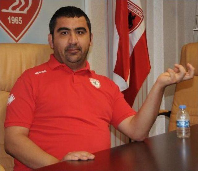 Ümit Özat: Deniz Çoban Kimsenin Başaramadığını Başardı