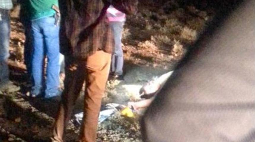 Akçakale'de Boş Arazide Ceset Bulundu