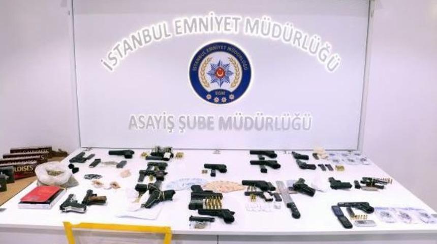 "yeditepe Huzur" Uygulamasında Ele Ge&ccedil;irilen Malzemeler Emniyette Sergilendi