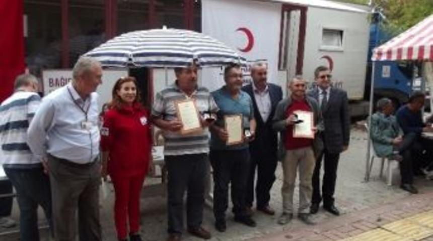 &Ccedil;an&rsquo;da 36 Kan Bağış&ccedil;ısı Madalya İle Onurlandırıldı