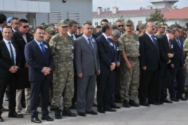 Şemdinli Şehitleri Törenle Uğurlandı