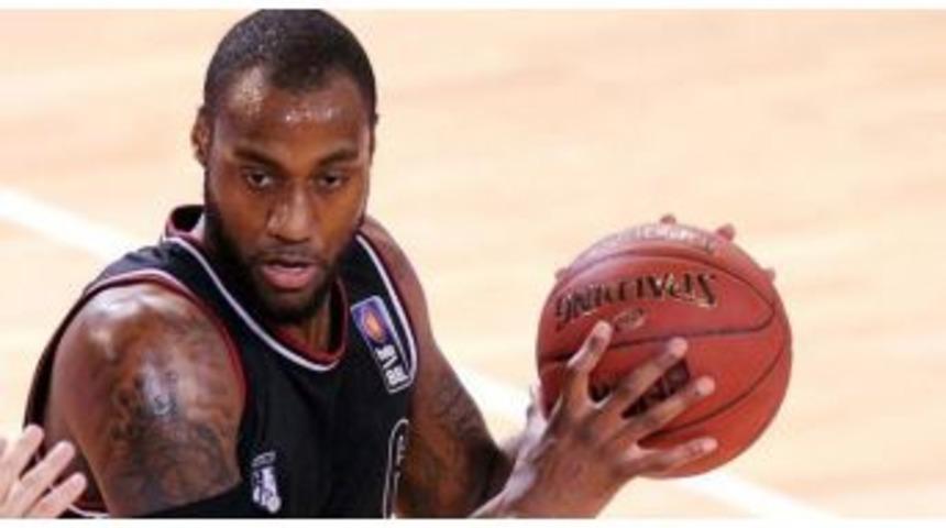 Royal Halı Gaziantep Aradığı Forveti Buldu