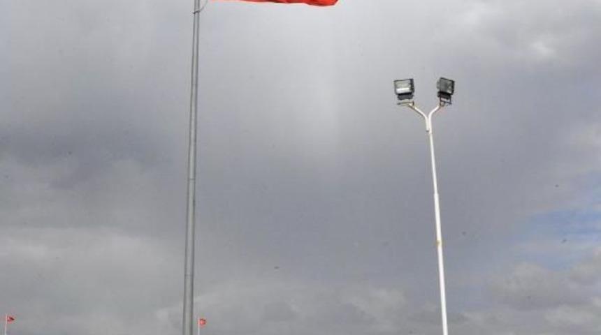 Erzurum Şehidini Karşıladı