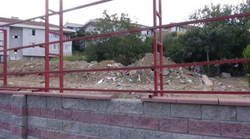 Evinin Yerine Otel Yapılacak Insanlar Isyan Etti "devletten Isteğimiz Insan Yerine Konmak"