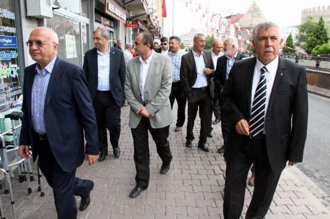 Ak Parti Milletvekili Adayları Yoğunbur&ccedil; Ve Hunat Esnafını Gezdi