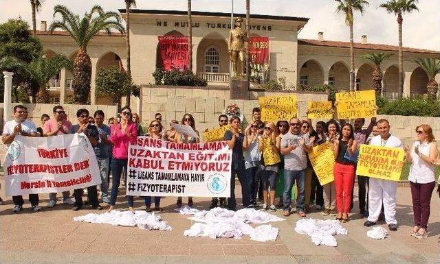 Fizyoterapistler &Ouml;nl&uuml;k &Ccedil;ıkardı 1