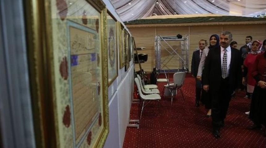 D&ouml;rt Bin Eserlik Dev Sergi