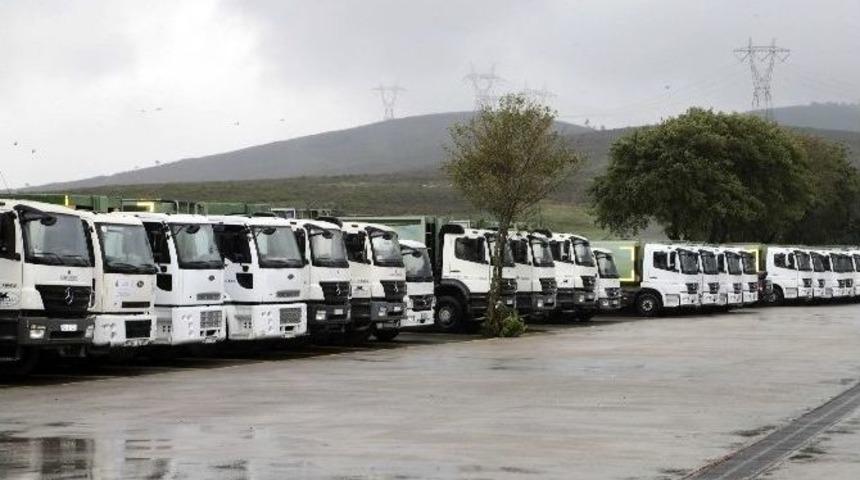 Sultanbeyli&rsquo;de Evsel Atıklar Toplanıyor