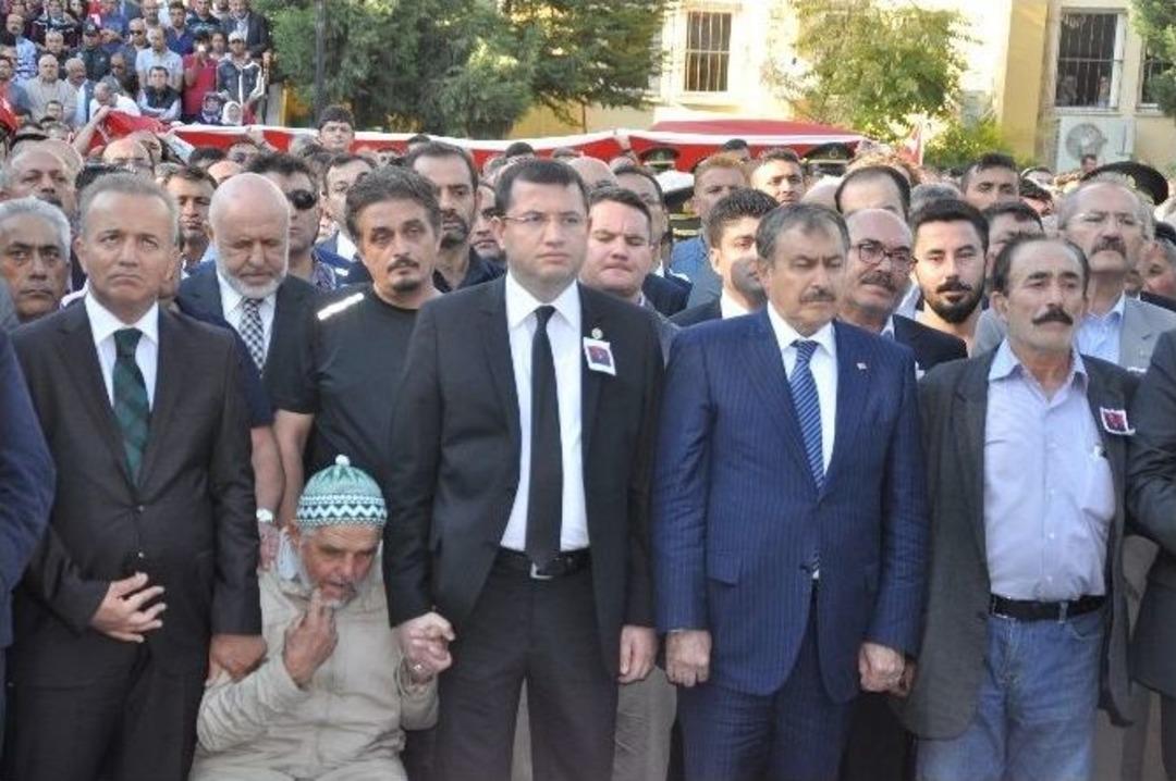 Afyonkarahisar Şehidini Uğurladı