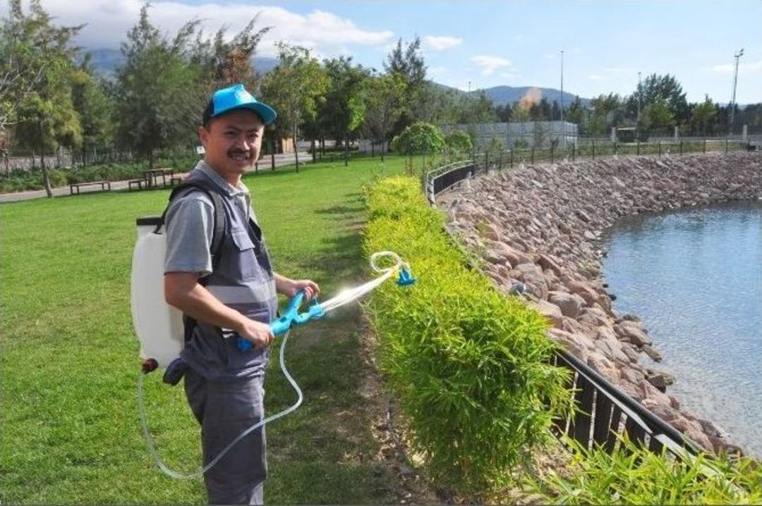 Uygur T&uuml;rk&uuml; Aileye B&uuml;y&uuml;kşehir Sahip &Ccedil;ıktı