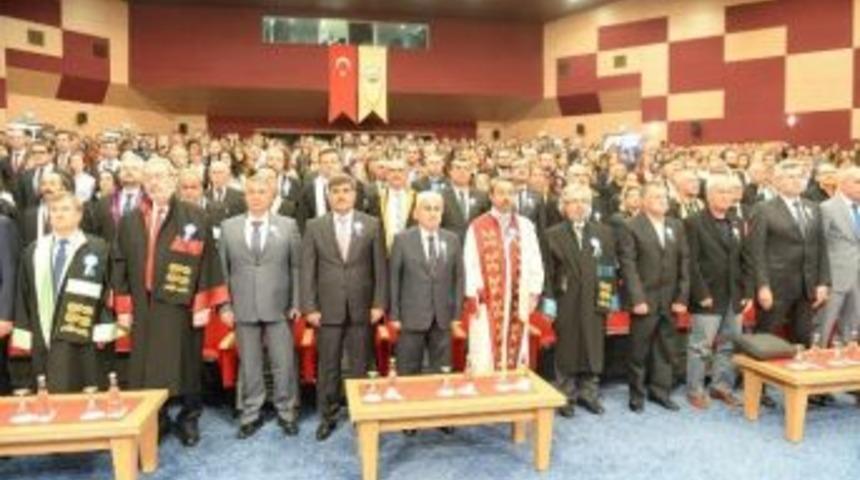 Trakya &Uuml;niversitesi Akademik Yılı A&ccedil;ılış T&ouml;reni Yapıldı