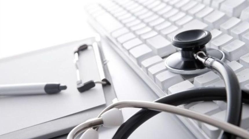 Şifayı Google&rsquo;da Aramak Da Hastalık