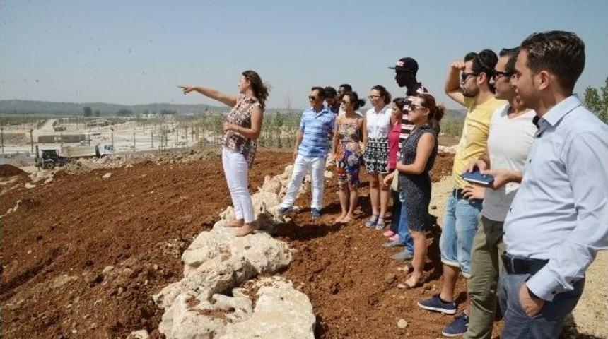 G&ouml;n&uuml;ll&uuml;ler &Uuml;lkelerinde Expo&rsquo;yu Anlatacak