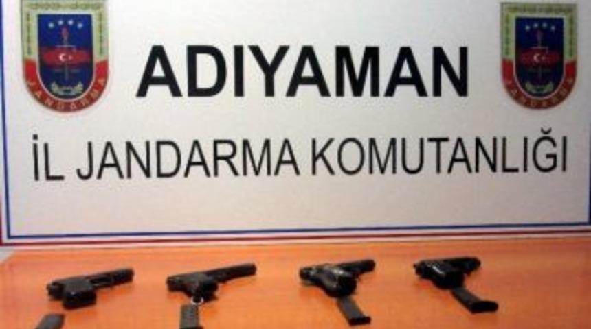 Adıyaman’da Tabanca Ele Geçirildi