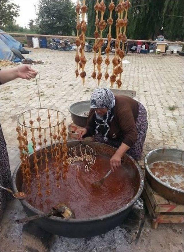 Kilis’te Cevizli Sucuk Piyasada