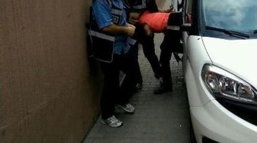 &rsquo;dur&rsquo; İhtarına Uymayarak Ka&ccedil;an Zanlı Yakalandı