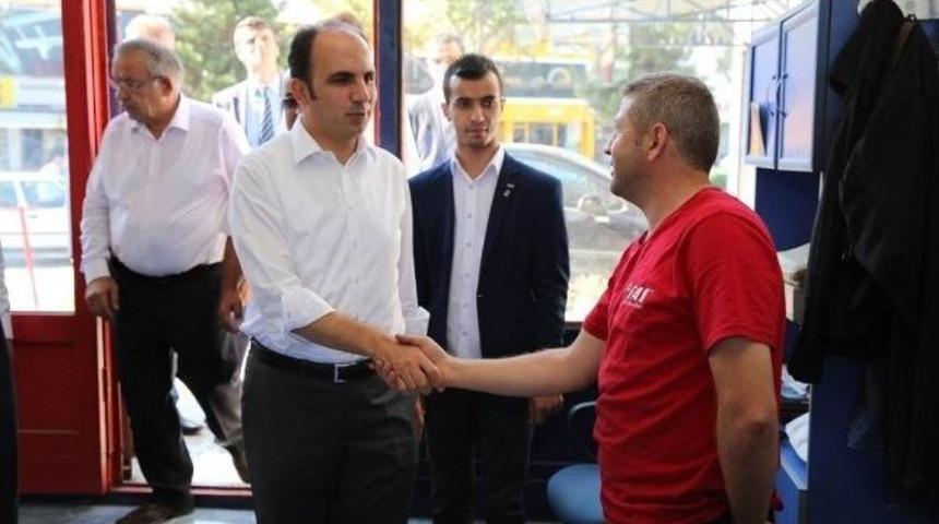 Başkan Altay, Esnafları Ziyaret Etti