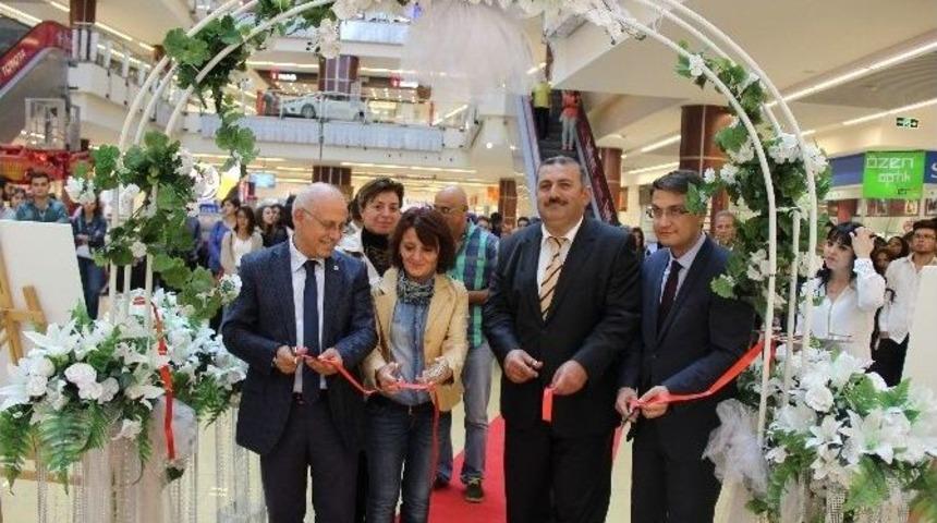 Ab&rsquo;nin T&uuml;rkiye&rsquo;ye Yansımaları Fotoğraf Sergisi Ziyarete A&ccedil;ıldı