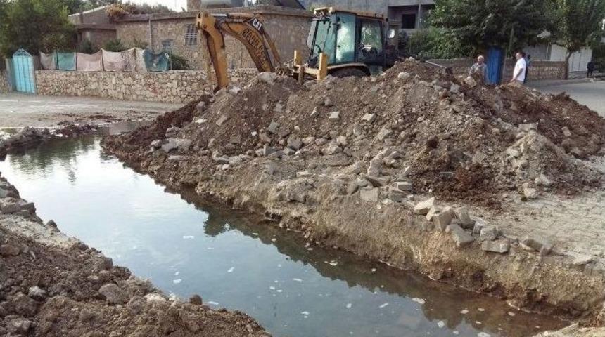 Darge&ccedil;it&rsquo;te Hendek Kazan Ter&ouml;ristler İle Polis Arasında &Ccedil;atışma