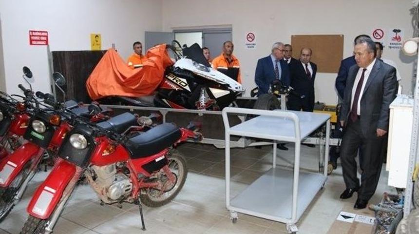 Vali, 112 Ve Afad&rsquo;ı Ziyaret Etti