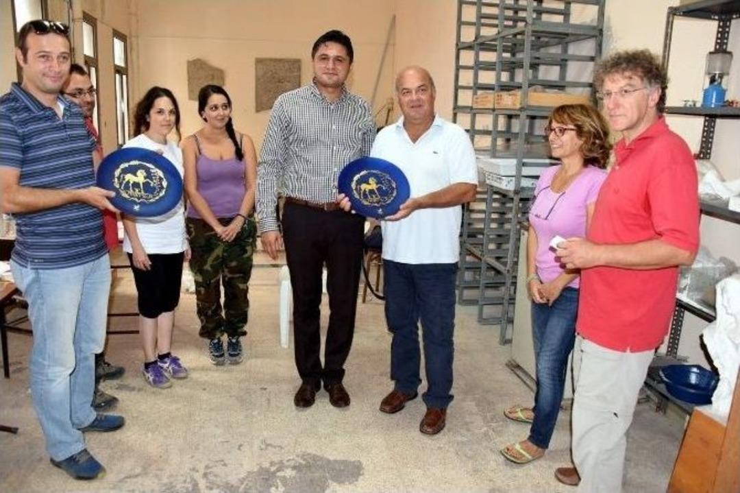 İtalyan Arkeologdan Kyme Antik Kenti A&ccedil;ıklaması