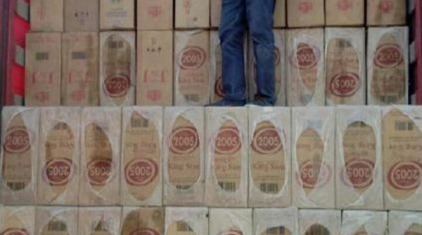 Şanlıurfa&rsquo;Da 140 Bin Paket Sigara Ele Ge&ccedil;ti