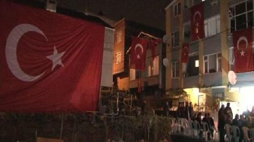 Şehidin Pendik'teki Baba Ocağına Ateş Düştü