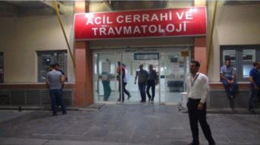 Kendini Asmak İsteyen Genci Babası Kurtardı