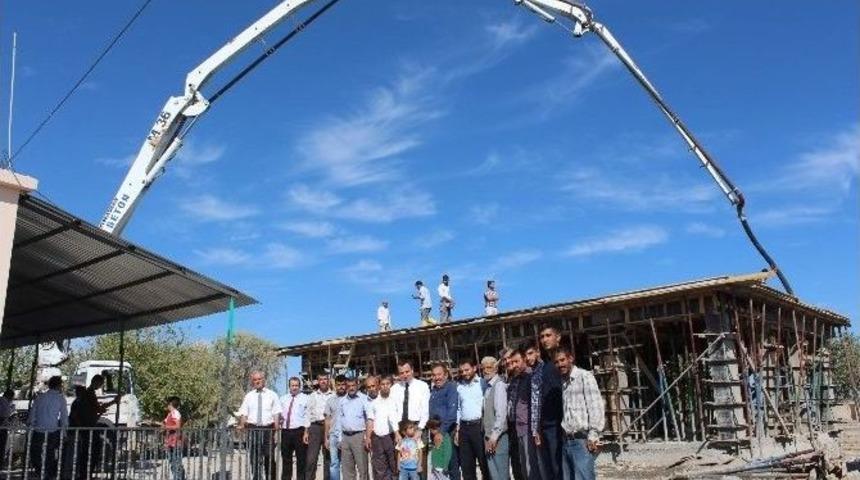 G&ouml;lpınar K&ouml;y&uuml;ne K&ouml;y Konağı Yaptırılıyor