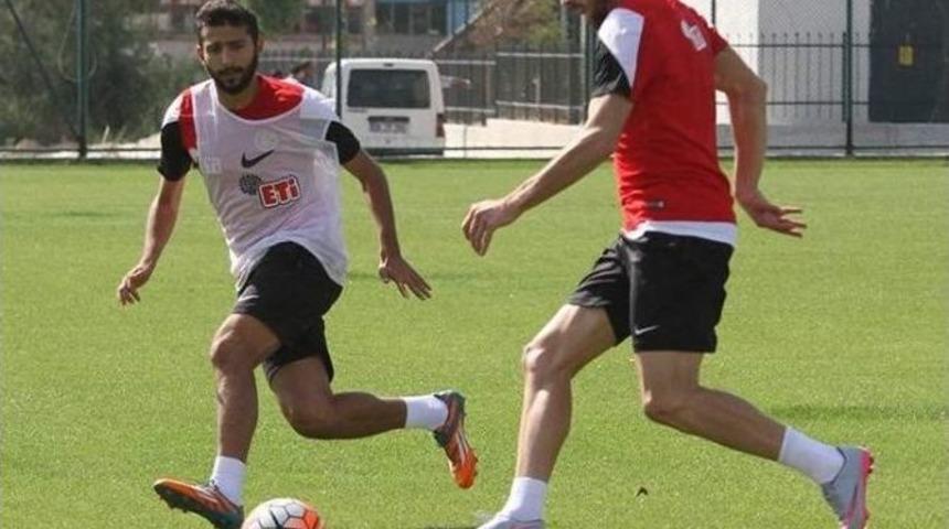 Es Es&rsquo;te Tek Hedef Lideri Devirmek