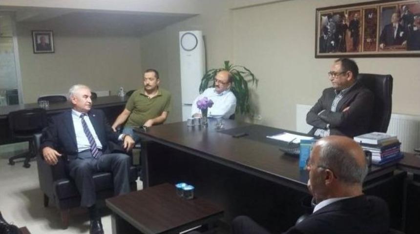 Chp Milletvekili Adayları Ziyaretlerini S&uuml;rd&uuml;r&uuml;yor