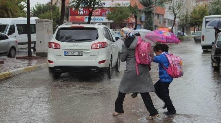 Elazığ&rsquo;da Ve B&ouml;lgesinde Etkili Yağışlar Bekleniyor
