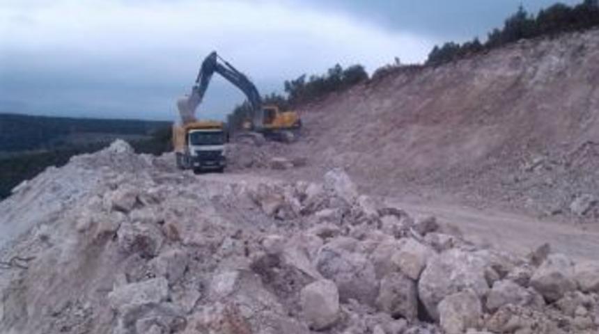 Hisarcık&rsquo;ta Grup K&ouml;y Yolu Yapım &Ccedil;alışmaları