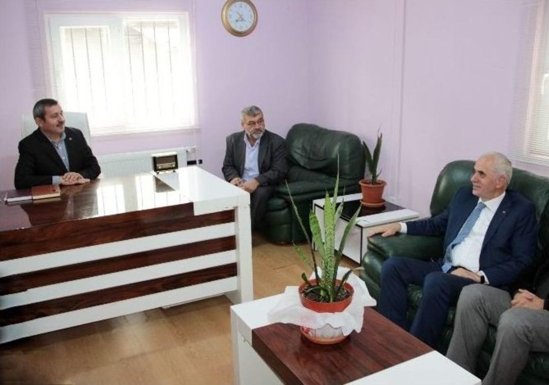 Pazardan Alışveriş Yapan Ak Partili Kaya, 1 Kasım Se&ccedil;imlerini Değerlendirdi