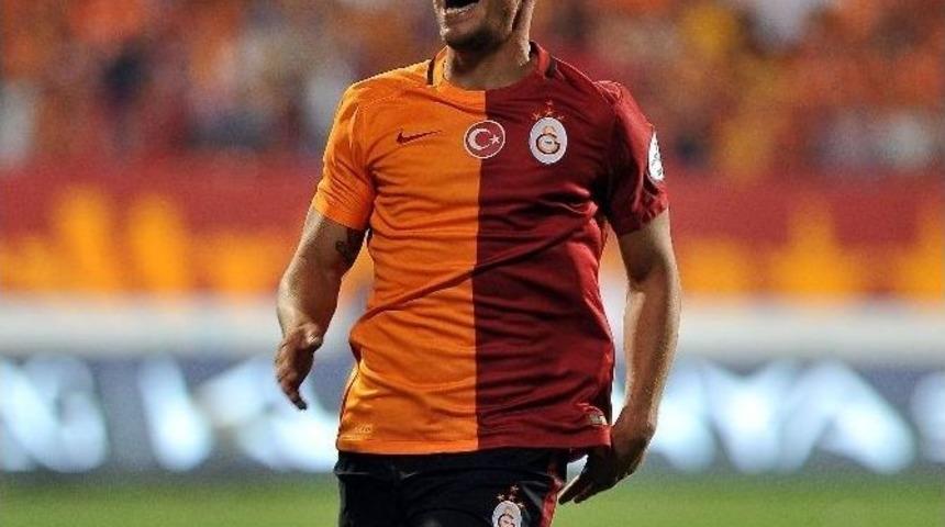 Podolskı Kadroda, Gomez Yok