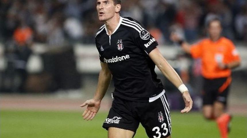 Beşiktaş, Son Şampiyon Olduğu Yılı Hatırlatıyor